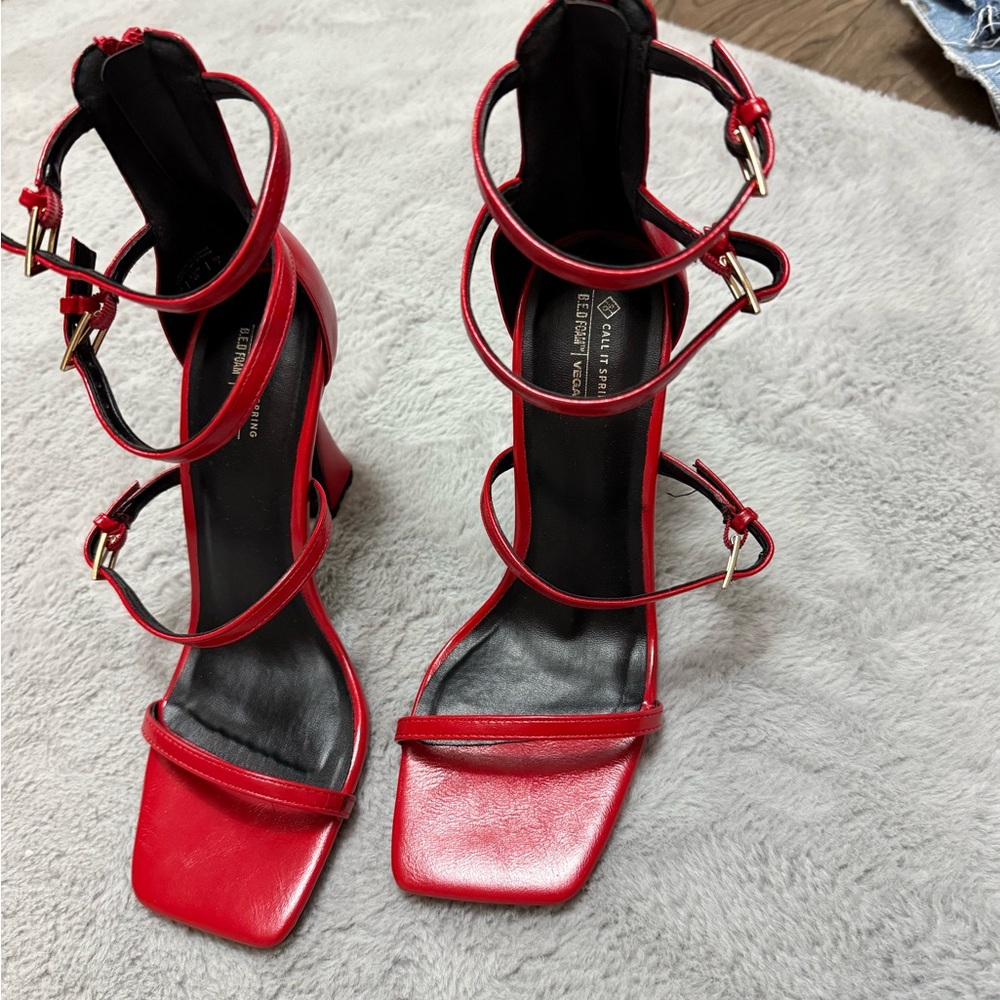 Call it spring heels - Picture 3 of 6